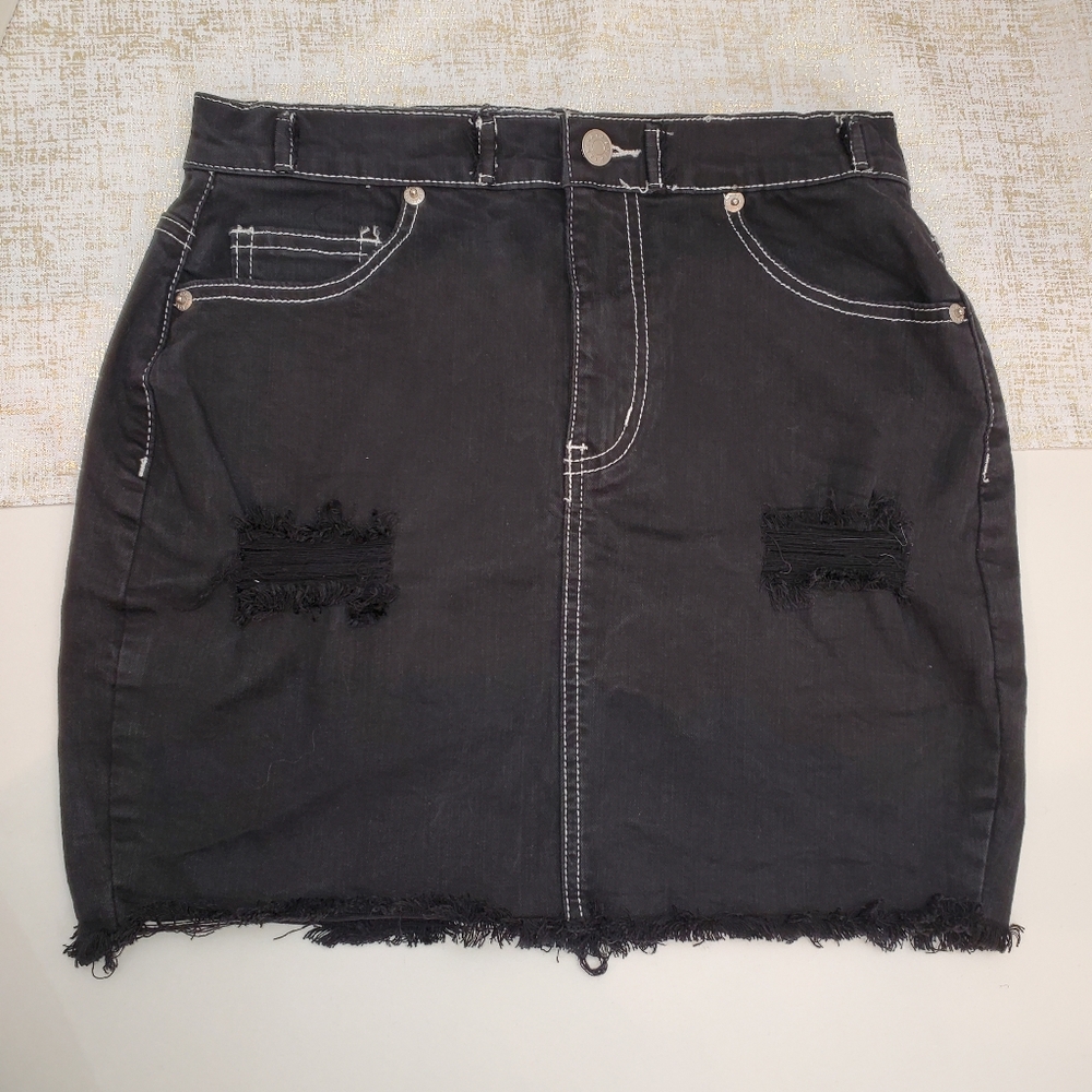 Akira black denim skirt, size M stretchy material, very good condition